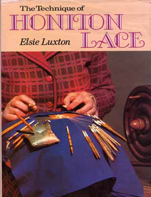 The Technique of Honiton Lace by Elsie Luxton